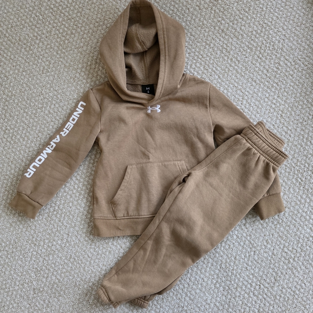 Cute Neutral Under Armour Sweatsuit
